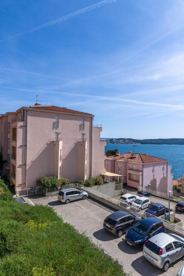 Apartment Sea View Trogir Buitenkant foto