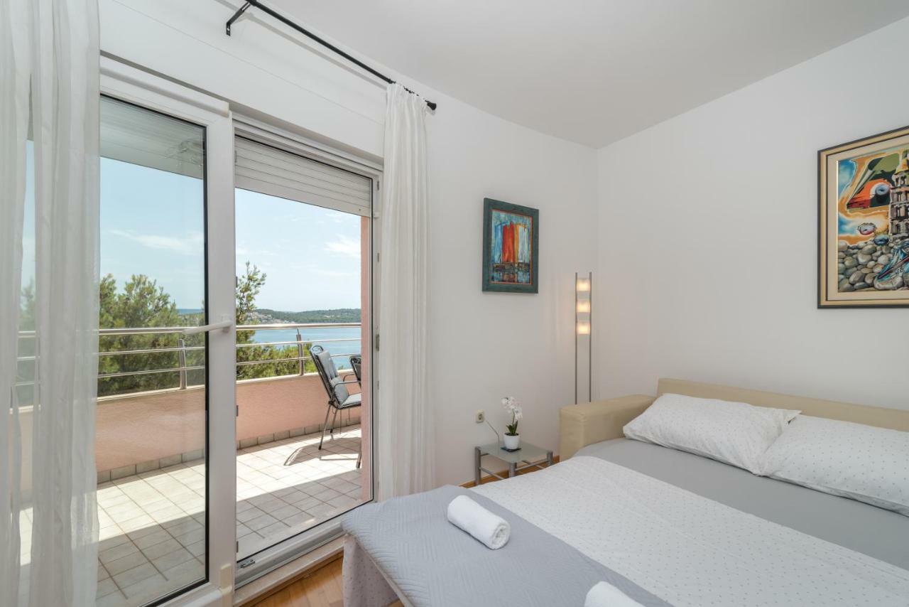 Apartment Sea View Trogir Buitenkant foto
