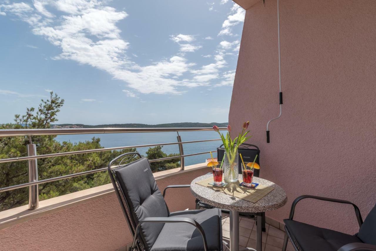 Apartment Sea View Trogir Buitenkant foto