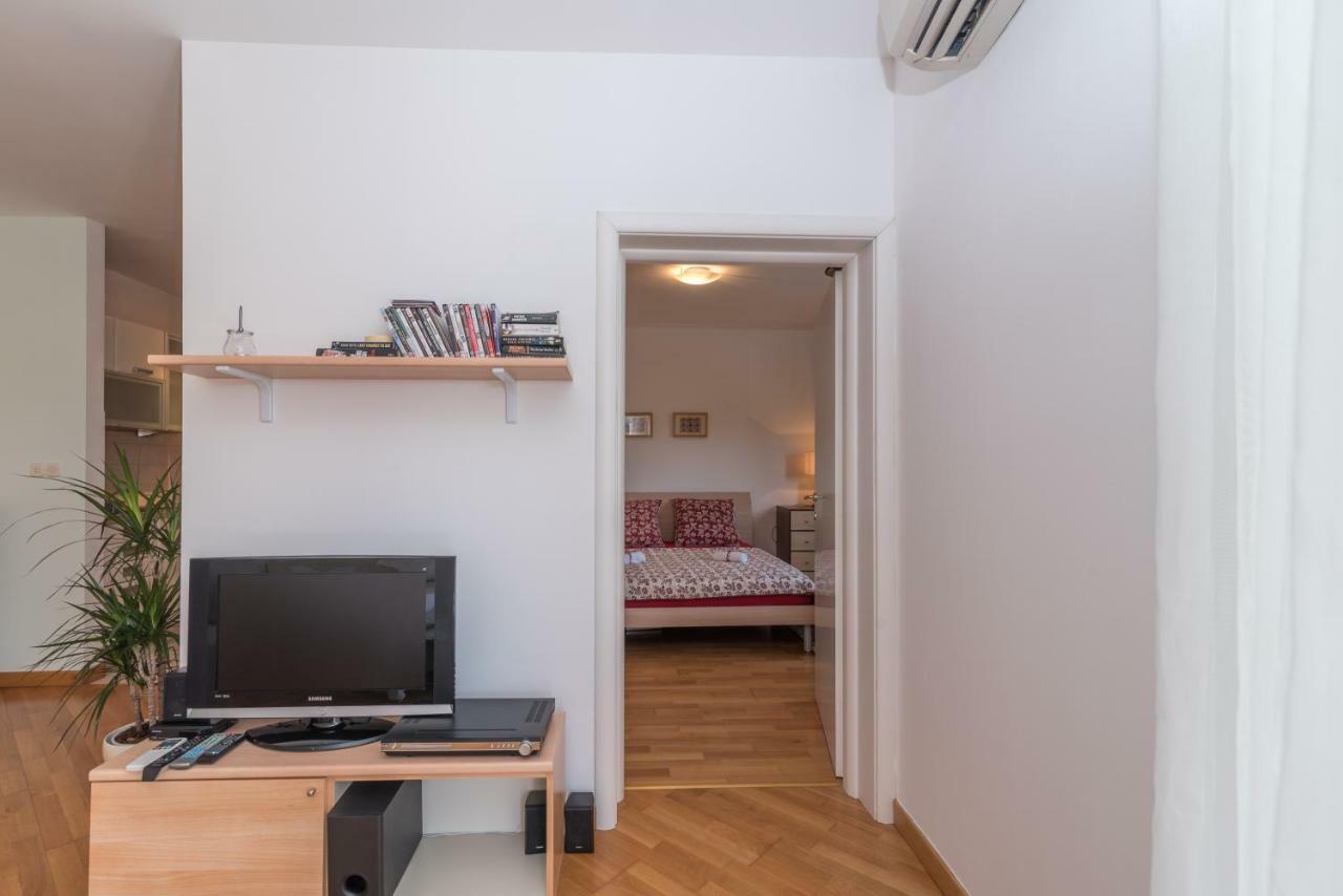 Apartment Sea View Trogir Buitenkant foto